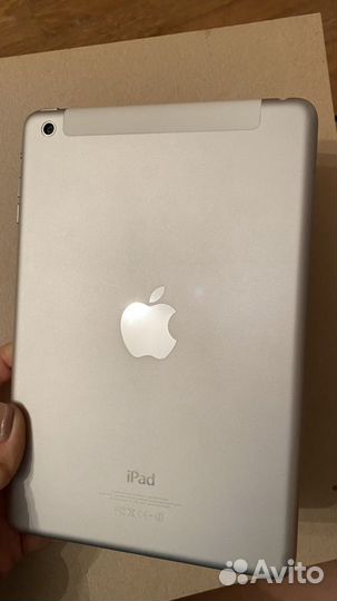 iPad mini 32gb wi fi + cellular