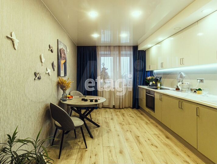 2-к. квартира, 68 м², 8/9 эт.