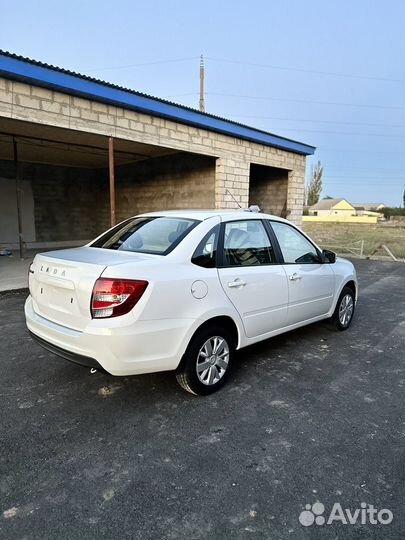 LADA Granta 1.6 МТ, 2023, 550 км