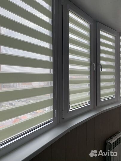 Рулонные шторы «День-ночь» фисташка