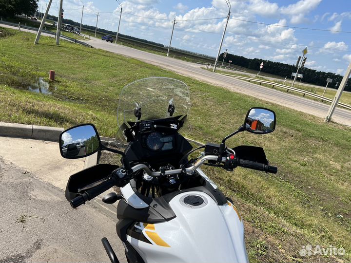 Suzuki v-strom dl650XA