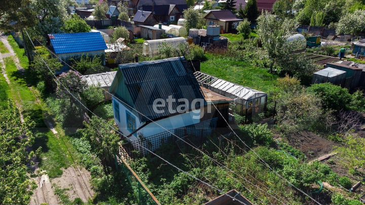 Дача 16 м² на участке 4,5 сот.