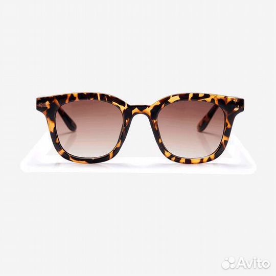 Солнцезащитные очки женские