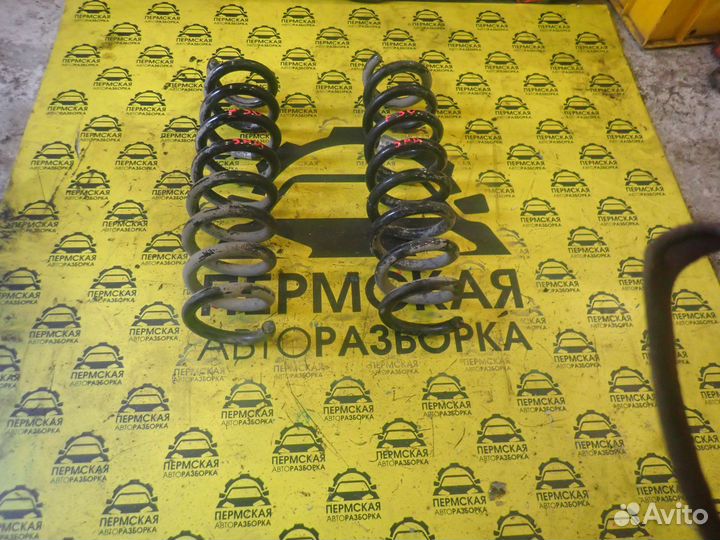 Пружина задняя для BMW 3-серия F30/F31/F80 2011)