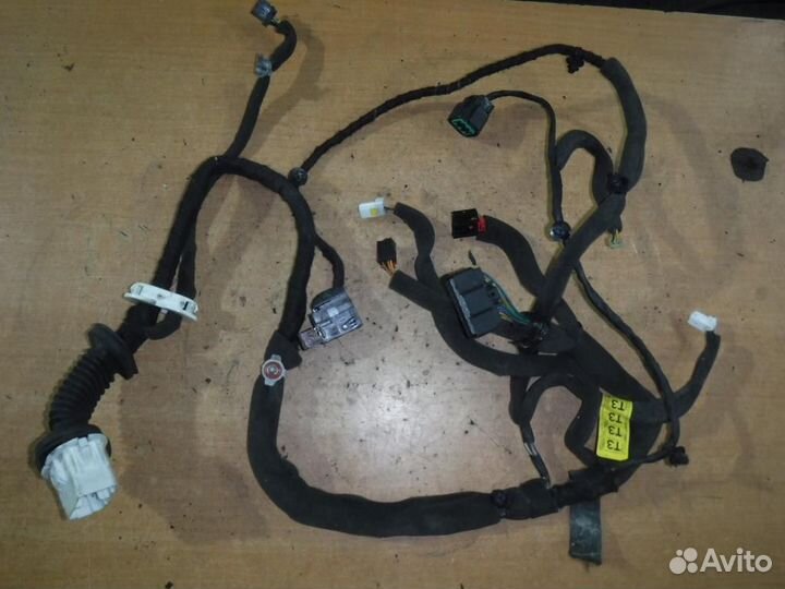 Проводка двери Opel Antara