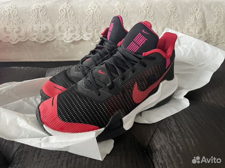 Кроссовки Nike Air Max Impact 3