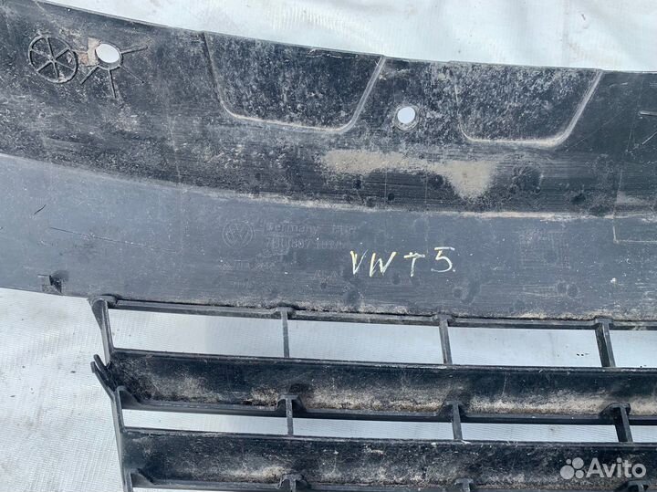 Решетка радиатора Volkswagen Transporter T5