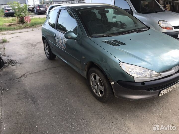 Запчасти на пежо 206