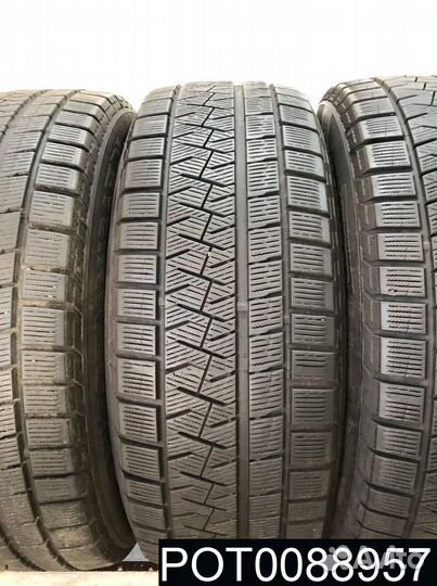 Pirelli Ice Asimmetrico 215/55 R17 99P