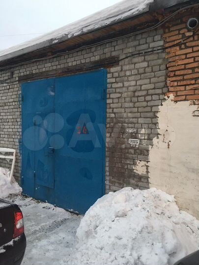 Гараж, > 30 м²