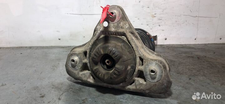 Стойка амортизатора передняя правая Audi A4 B6