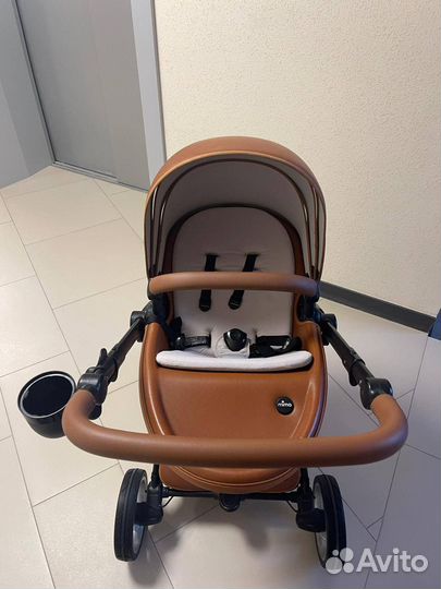 Коляска mima xari 3 в 1