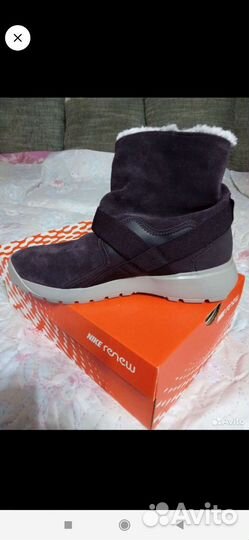 Nike оригинал 38,5