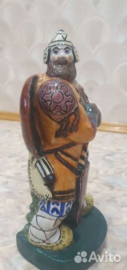 Массивный фарфоровый упор для книг «Богатырь»