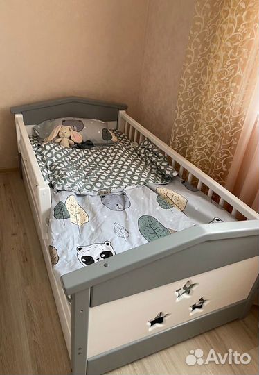 Детская кроватка