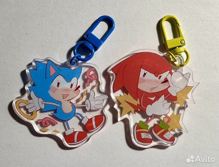 Брелок Соник (Sonik), Наклз