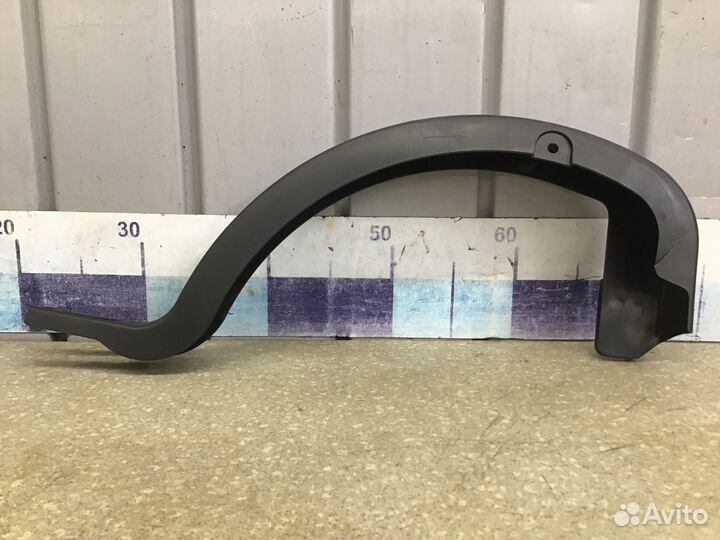 Накладка (кузов наружные) Toyota Camry V70 2017