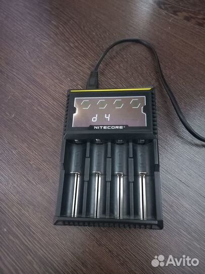 Зарядное устройство nitecore D4 18650/16340