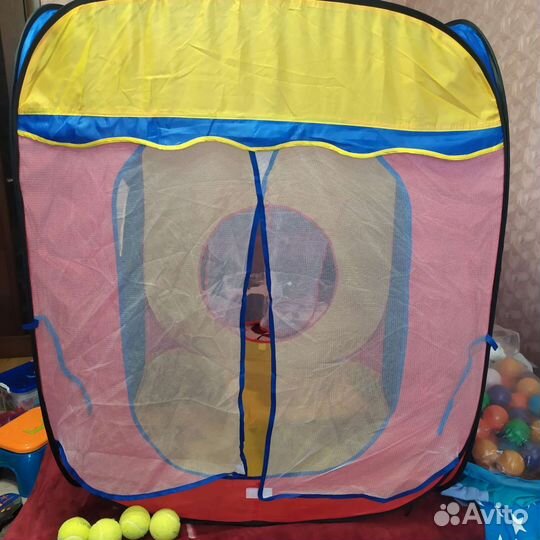 Детская палатка с шариками