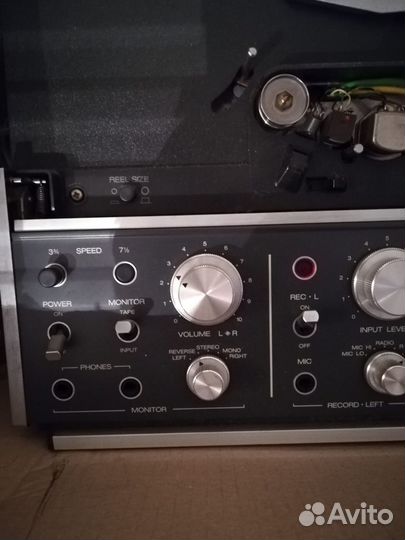 Магнитофон Revox B77