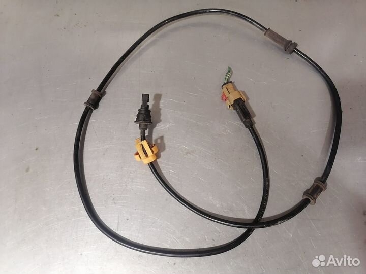 Датчик ABS задний Chrysler Voyager 4 2WD