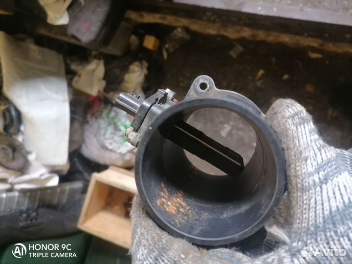 Датчик массового расхода воздуха nissan almera