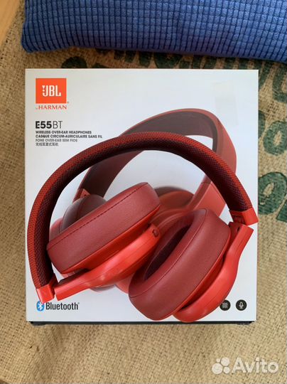 Беспроводные наушники JBL E55BT