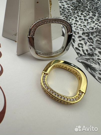 Серьги, подвеска и кольцо