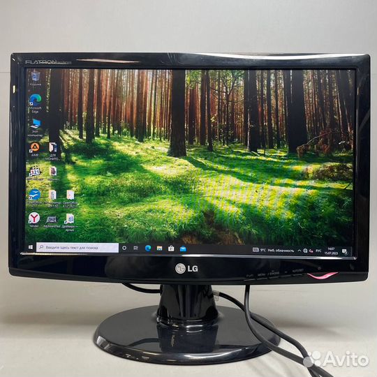 18.5'' Монитор LG Flatron W1943SS, 1366x768, TN
