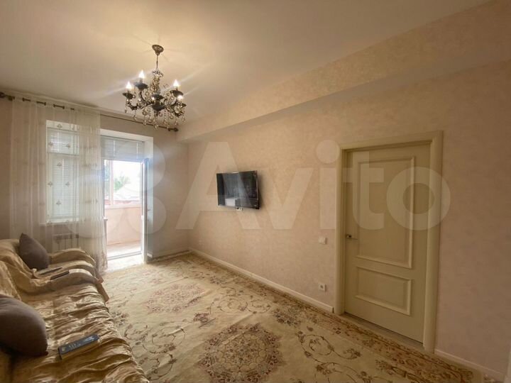 2-к. квартира, 58 м², 4/9 эт.