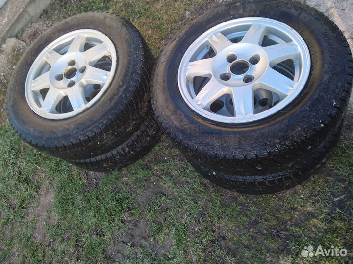 Hankok липучка R14 на литых дисках