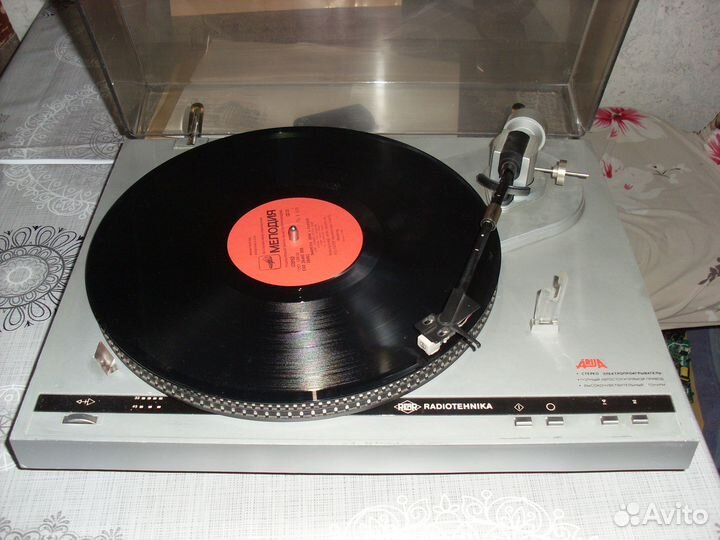 Электропроигрыватель Ария-102-стерео