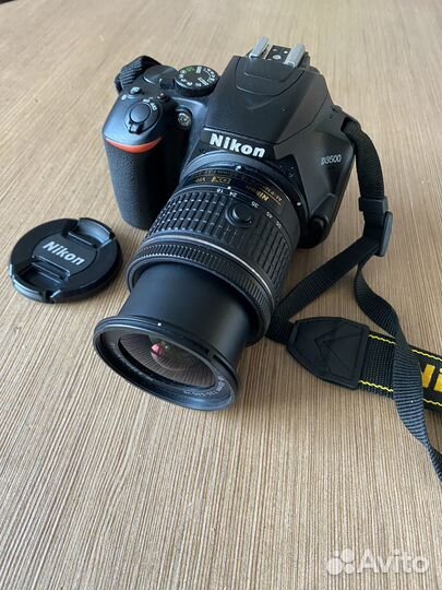 Зеркальный фотоаппарат Nikon d3500