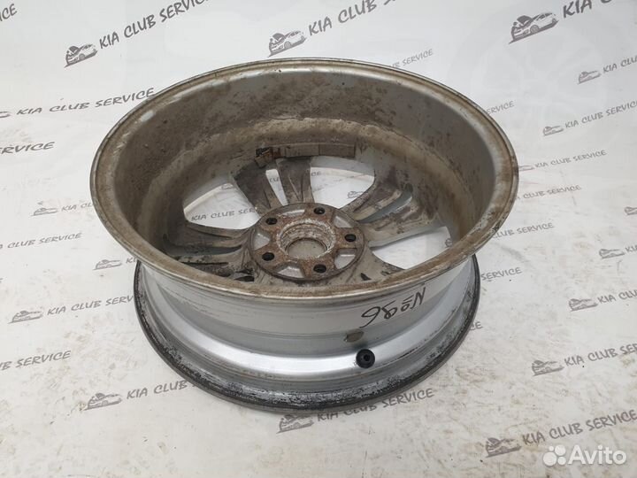 Литой диск R16