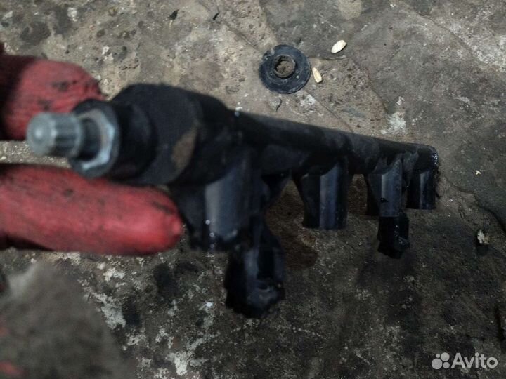 Топливная рампа Ситроен с4