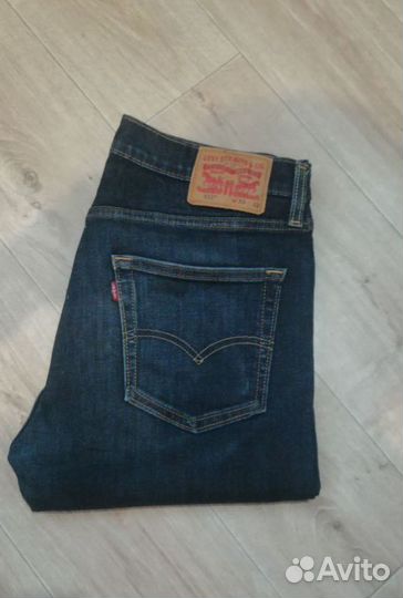 Джинсы Levi's 512
