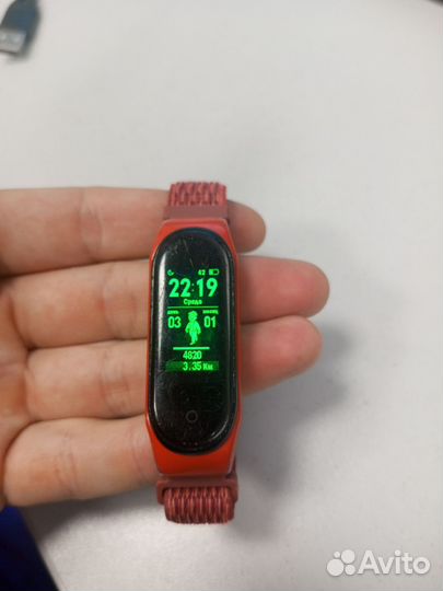 Часы mi band 4