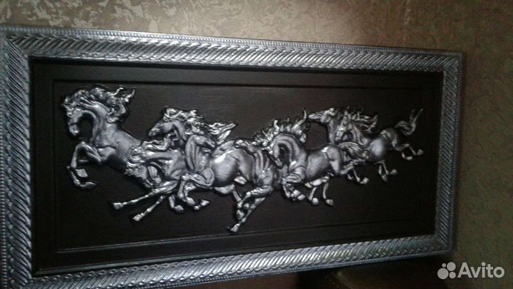 Панно барельефы