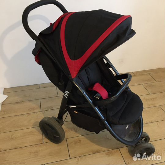 Коляска joie