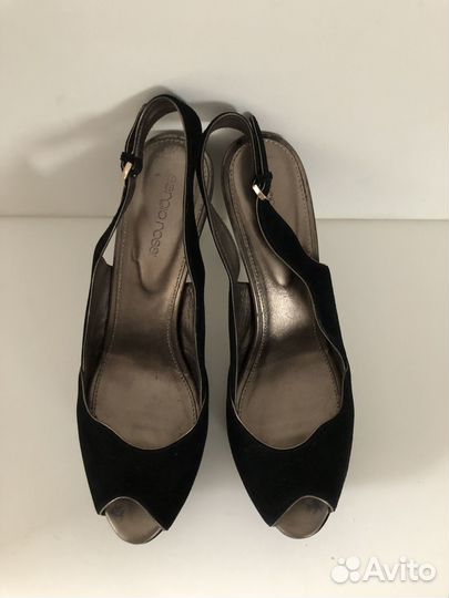 Замшевые босоножки Sergio Rossi