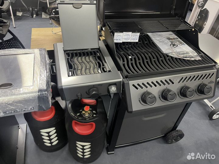 Газовый гриль Napoleon Freestyle 425