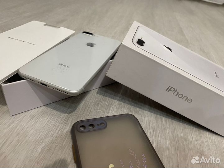 iPhone 8 Plus, 128 ГБ