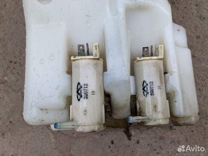 Бачок омывателя б/у Чери Тигго Chery Tiggo T11