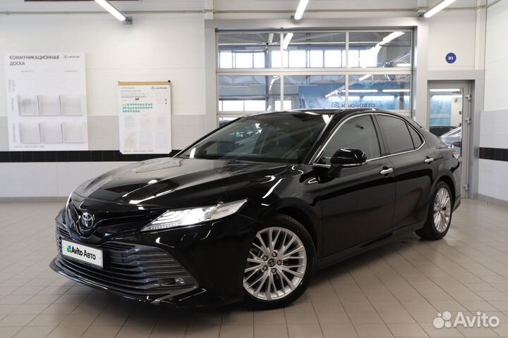 Toyota Camry 3.5 AT, 2018, 140 348 км