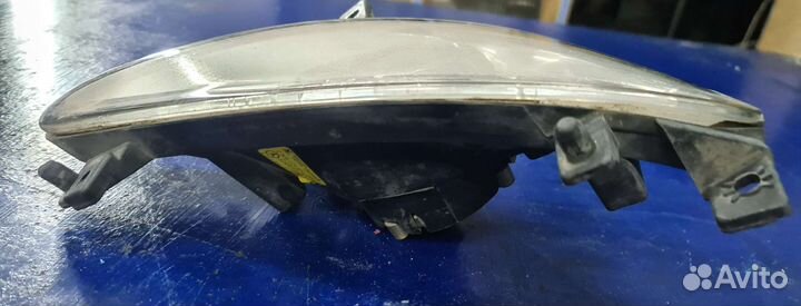 Противотуманка правая Mercedes W221