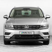 Volkswagen Tiguan 2.0 AMT, 2017, 108 105 км, с пробегом, цена 2 381 000 руб.