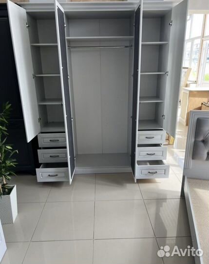 Спальный гарнитур Габриэлла