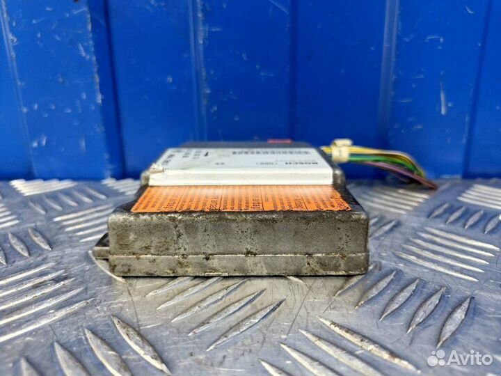 Блок srs airbag Volkswagen Passat B5 1.6 AHL 1997