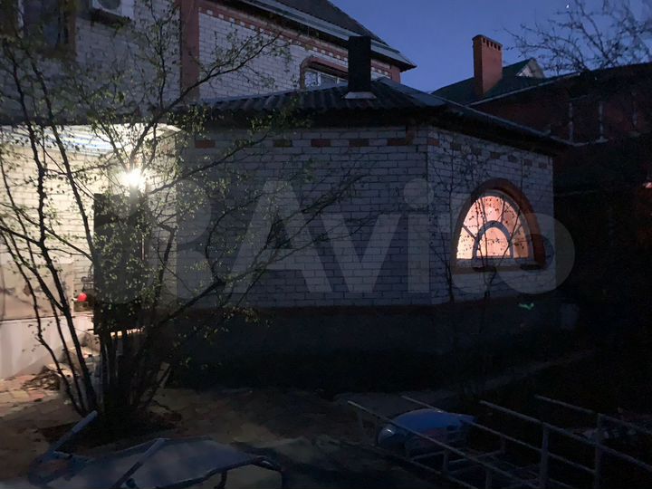 Дом 50 м² на участке 8 га