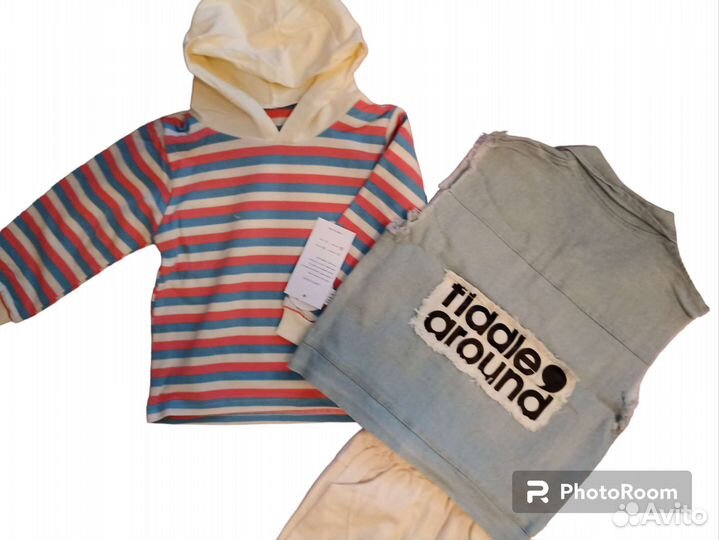 Костюм тройка детский р.100,110